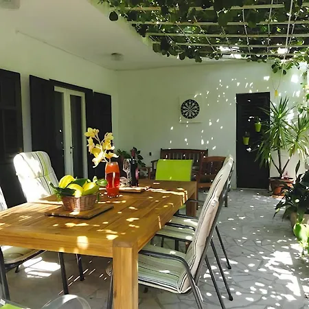 Holiday home Karmen Auf Zwei Ebenen Mit Garten *